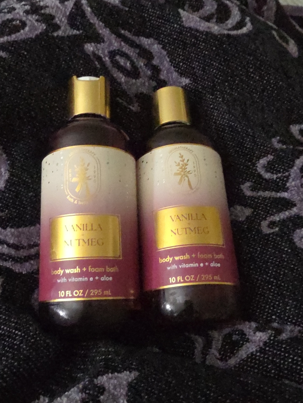 Vanilla Nutmeg Body Wash + Foam Bath — Rich Vanilla Scent (2 x 10 fl oz) NWT DIS